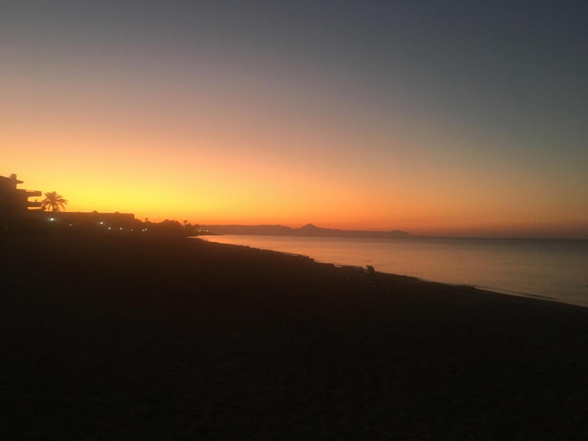 Hostal Mi Campana Dénia Buitenkant foto